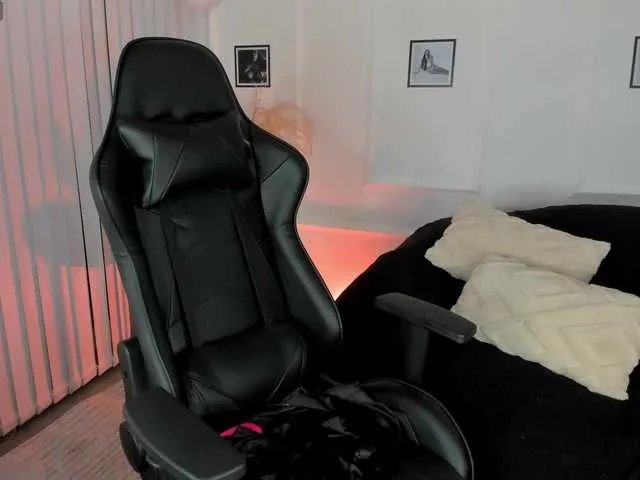 BellaRossi on BongaCams