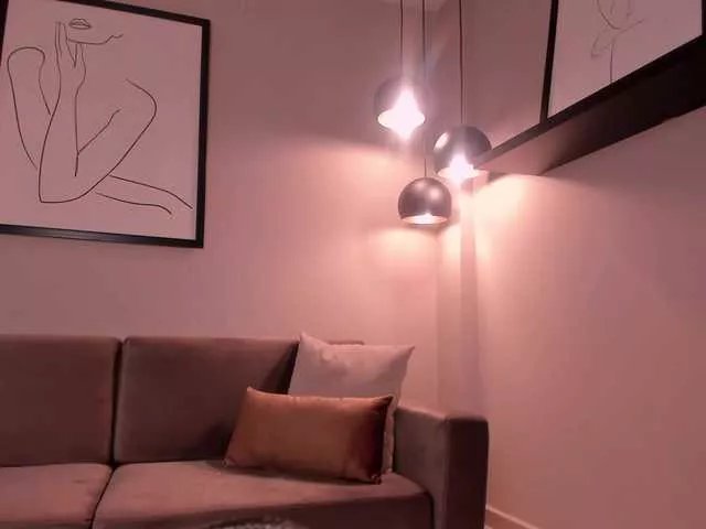 LisaFlowers on BongaCams