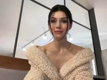 milla_bella on Chaturbate