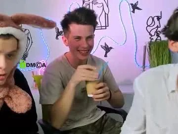 rico_steel — GOAL: cumshow in public [7691 tokens remaining] Welcome to my room! #feet #pvt #18 #ticket #muscles