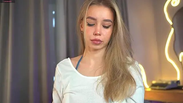 _Spring_Day_ on StripChat