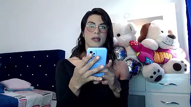 Aliice_Doll on StripChat