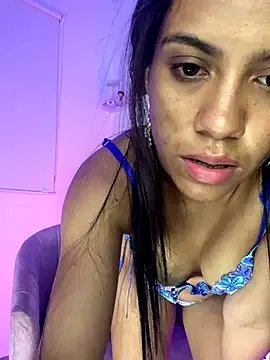 Helen_Vidall on StripChat