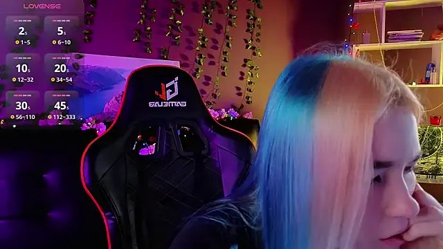 Kiara_Dream on StripChat