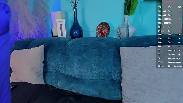 Leo_Savage_ — naked 5 min