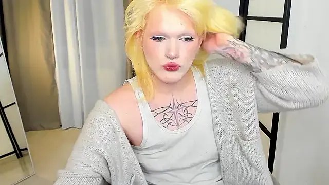 Lollita_Morgan — Bra Off