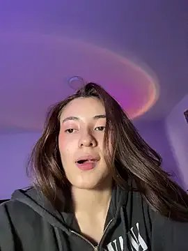 Pr1nc3ssgabi — Play with tits and spit