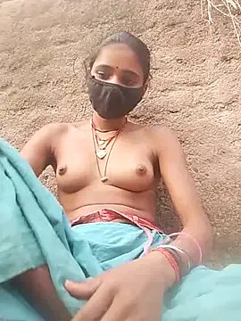 R_Roshni on StripChat