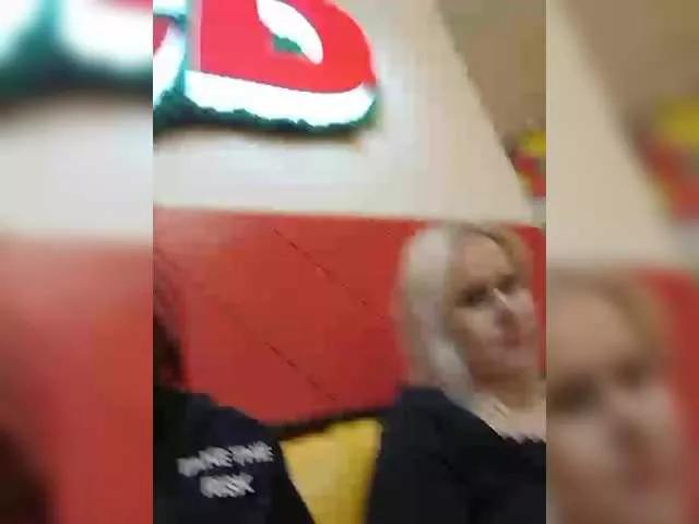 Photos of Tinablackkk from BongaCams is Freechat