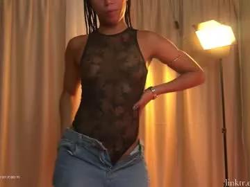 Check-out your craziest wishes with our pick of gaming cams models, featuring big knockers, round tails and tight twats.
