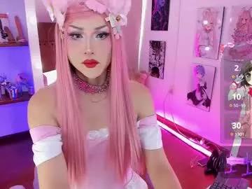 Check-out your craziest wishes with our pick of gaming cams models, featuring big knockers, round tails and tight twats.