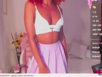 Check-out your craziest wishes with our pick of gaming cams models, featuring big knockers, round tails and tight twats.