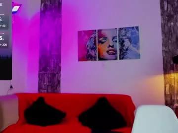 Check-out your craziest wishes with our pick of gaming cams models, featuring big knockers, round tails and tight twats.