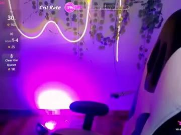 Check-out your craziest wishes with our pick of gaming cams models, featuring big knockers, round tails and tight twats.