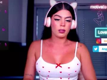 Check-out your craziest wishes with our pick of gaming cams models, featuring big knockers, round tails and tight twats.