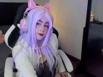Check-out your craziest wishes with our pick of gaming cams models, featuring big knockers, round tails and tight twats.