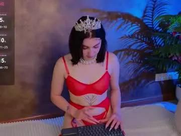 Check-out your craziest wishes with our pick of gaming cams models, featuring big knockers, round tails and tight twats.