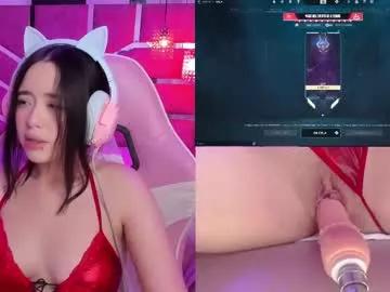 Check-out your craziest wishes with our pick of gaming cams models, featuring big knockers, round tails and tight twats.