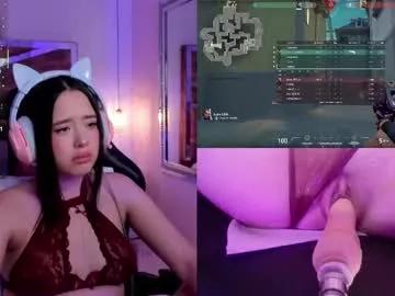 Check-out your craziest wishes with our pick of gaming cams models, featuring big knockers, round tails and tight twats.