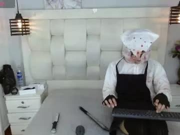 Check-out your craziest wishes with our pick of gaming cams models, featuring big knockers, round tails and tight twats.