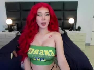 Check-out your craziest wishes with our pick of gaming cams models, featuring big knockers, round tails and tight twats.