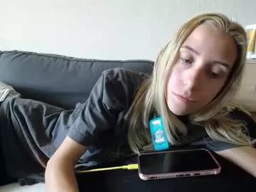 barelylegalblondy from Chaturbate is Freechat