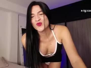 Check-out your craziest wishes with our pick of gaming cams models, featuring big knockers, round tails and tight twats.