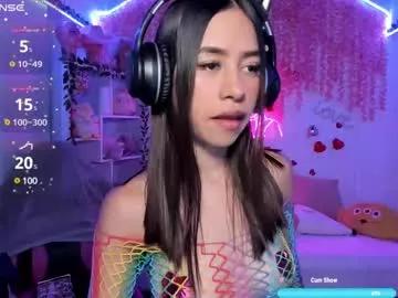 Check-out your craziest wishes with our pick of gaming cams models, featuring big knockers, round tails and tight twats.