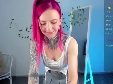 Check-out your craziest wishes with our pick of gaming cams models, featuring big knockers, round tails and tight twats.