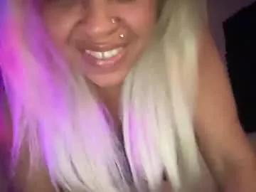 cocanutt_ from Chaturbate
