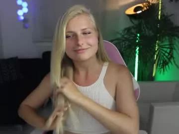 crystal_blond from Chaturbate is Freechat