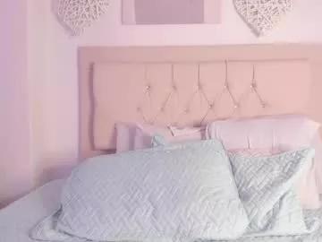 daiana_curly from Chaturbate
