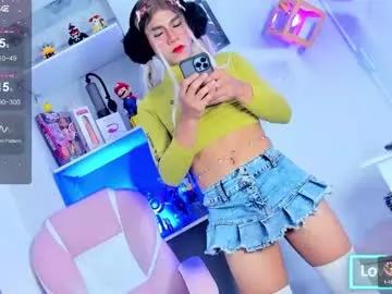 Check-out your craziest wishes with our pick of gaming cams models, featuring big knockers, round tails and tight twats.