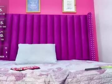 Check-out your craziest wishes with our pick of gaming cams models, featuring big knockers, round tails and tight twats.