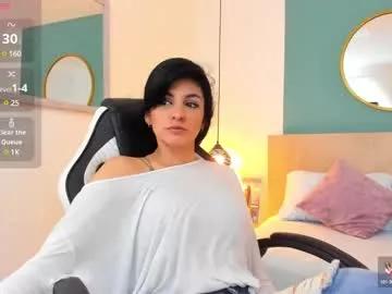 Check-out your craziest wishes with our pick of gaming cams models, featuring big knockers, round tails and tight twats.