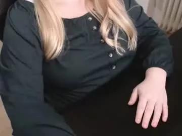 elly_petite from Chaturbate is Freechat