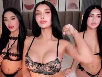 Check-out your craziest wishes with our pick of gaming cams models, featuring big knockers, round tails and tight twats.