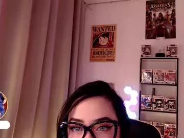 Check-out your craziest wishes with our pick of gaming cams models, featuring big knockers, round tails and tight twats.