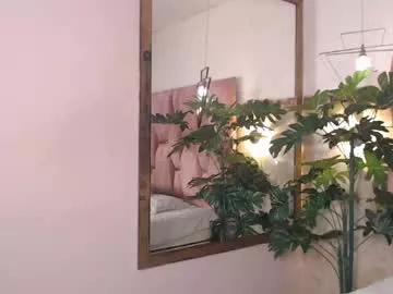 enyellxxhorny from Chaturbate