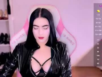 Check-out your craziest wishes with our pick of gaming cams models, featuring big knockers, round tails and tight twats.
