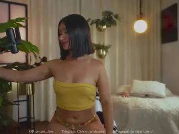 gigi_ulala from Chaturbate