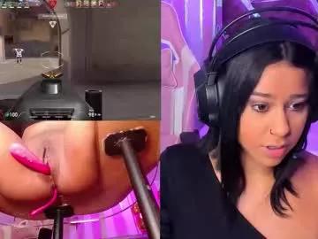 Check-out your craziest wishes with our pick of gaming cams models, featuring big knockers, round tails and tight twats.