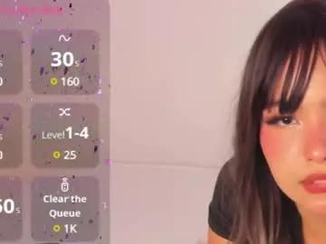 Check-out your craziest wishes with our pick of gaming cams models, featuring big knockers, round tails and tight twats.