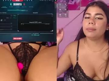 Check-out your craziest wishes with our pick of gaming cams models, featuring big knockers, round tails and tight twats.