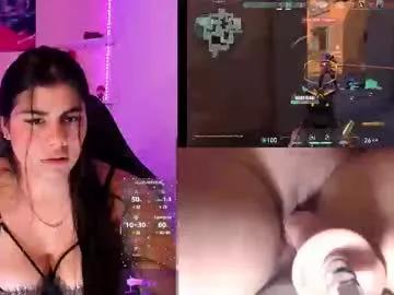 Check-out your craziest wishes with our pick of gaming cams models, featuring big knockers, round tails and tight twats.