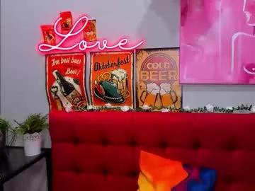 Check-out your craziest wishes with our pick of gaming cams models, featuring big knockers, round tails and tight twats.