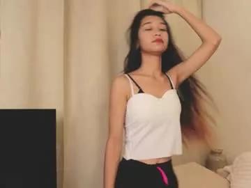 isauraangeletti model from Chaturbate