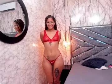 ivisbouncyass from Chaturbate