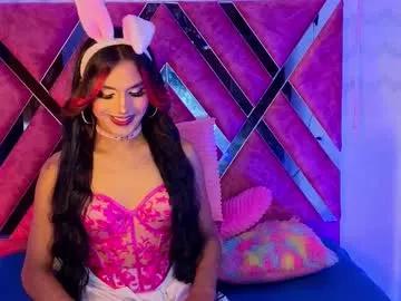 Check-out your craziest wishes with our pick of gaming cams models, featuring big knockers, round tails and tight twats.