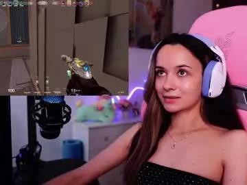 Check-out your craziest wishes with our pick of gaming cams models, featuring big knockers, round tails and tight twats.